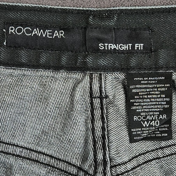 Rocawear Jeans Mens 37x32 Black Blue Two Tone Patched Denim Straight Fit Y2K VTG - Picture 8 of 14